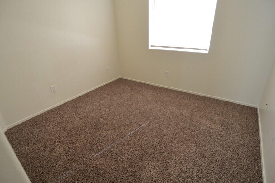 Building Photo - 3944 Canyon Meadows Ct