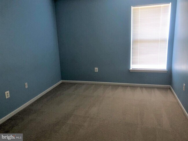 Building Photo - 46902 Wesleyan Ct