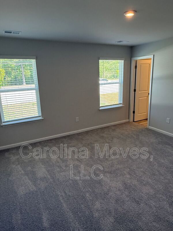 Building Photo - 171 Randwick Ln