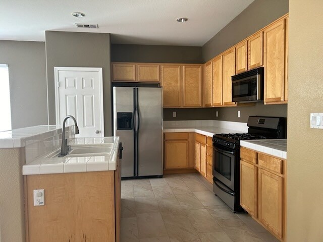 Building Photo - 1632 Serval Way