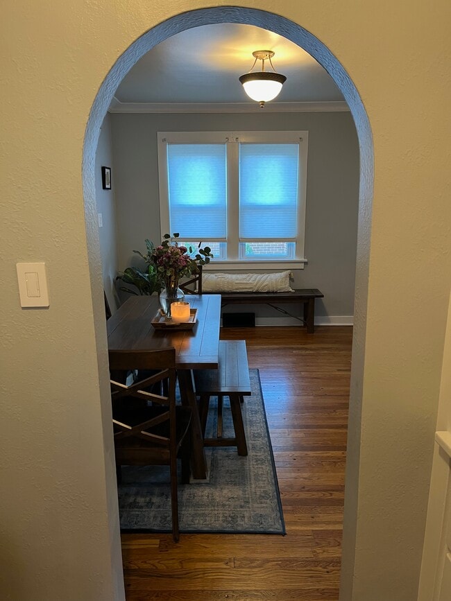 Building Photo - 933 Harrison St