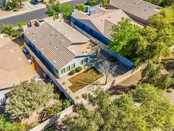 Building Photo - 1665 E Lafayette Ave