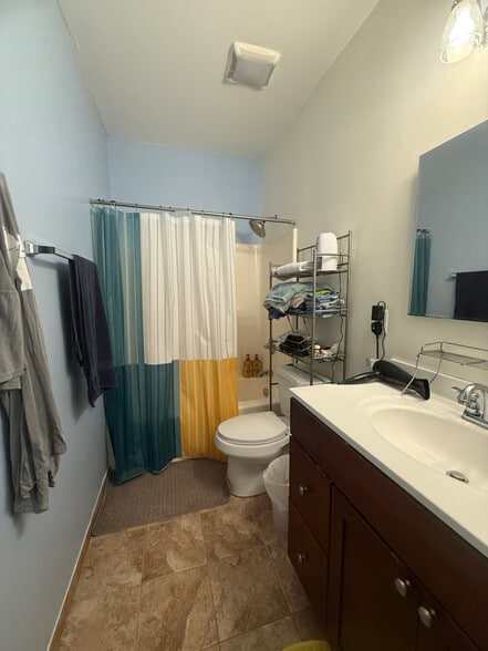 Building Photo - 400 Inglewood Blvd