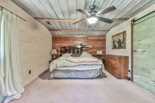 Building Photo - 43 Davis Gap Rd