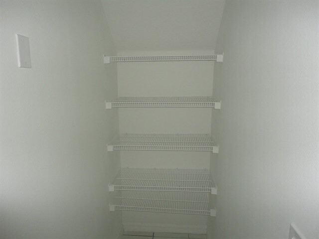 Building Photo - 20313 Merry Oak Ave