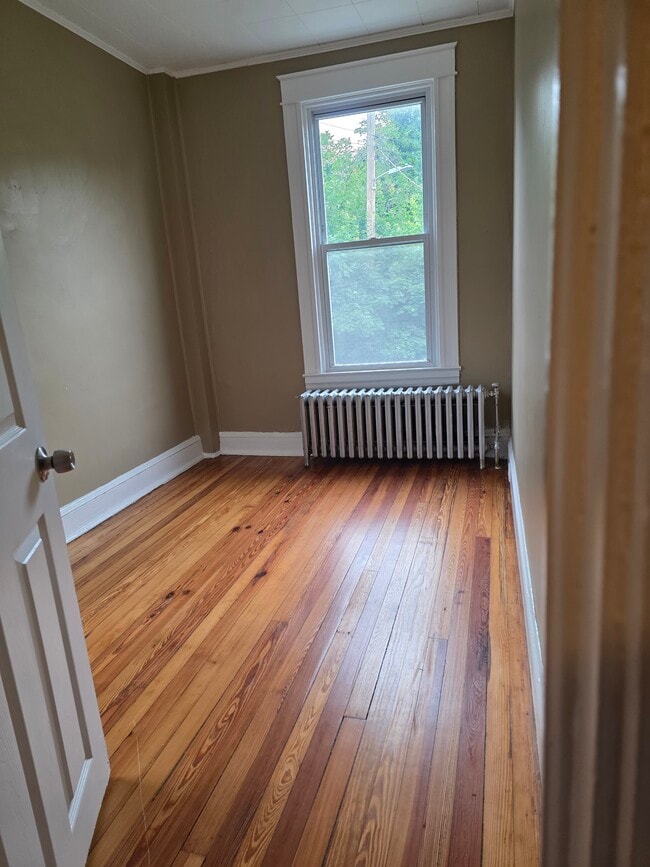 Building Photo - 4002 Belwood Ave