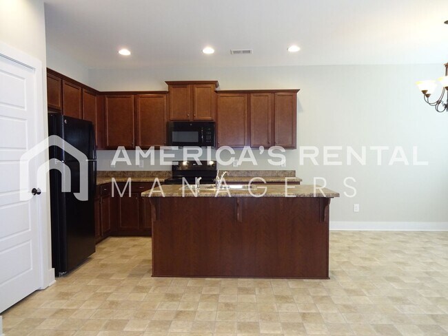 Building Photo - Home for rent in Calera, AL!  COMING SOON!!!