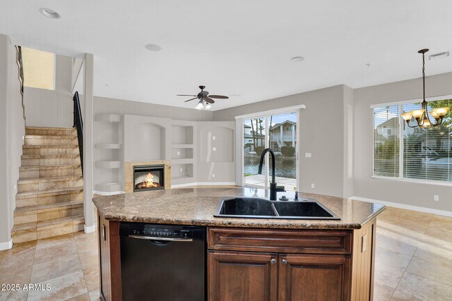 Building Photo - 1414 W Coral Reef Dr