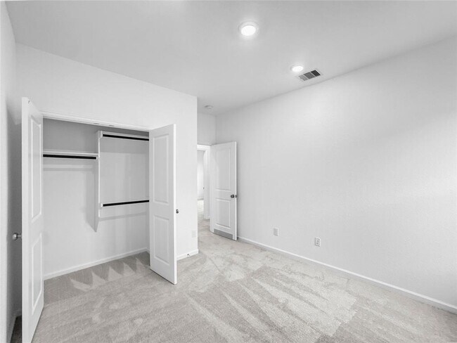 Building Photo - 4326 Camden Spgs Trl