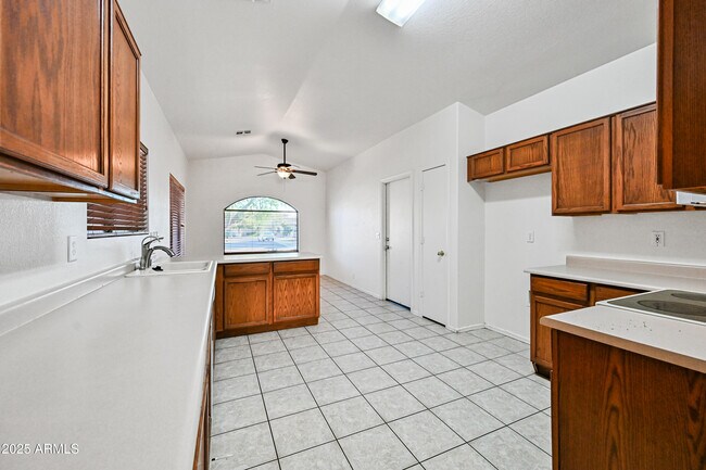 Building Photo - 8666 W Mauro Ln