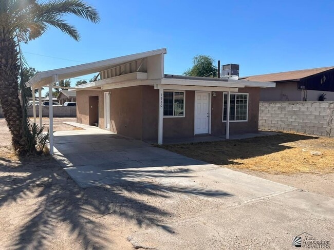 Building Photo - 1330 La Madera Dr