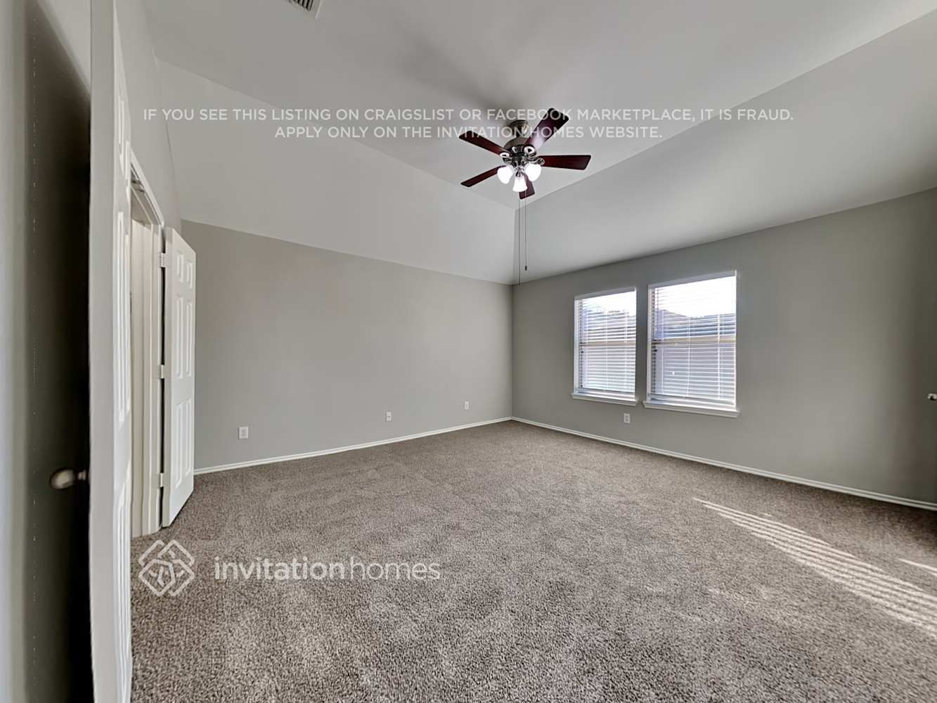 Building Photo - 8824 King Ranch Dr