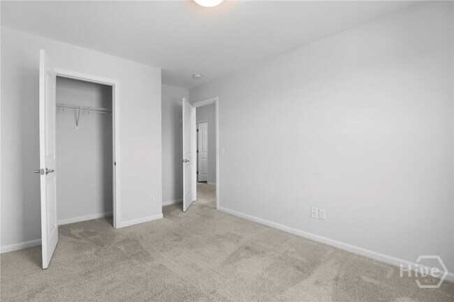 Building Photo - 106 Brookline Dr