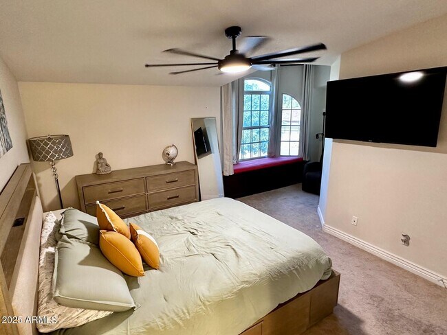 Building Photo - 219 W Harmont Dr