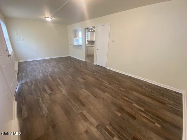 Building Photo - 70 Osborne St