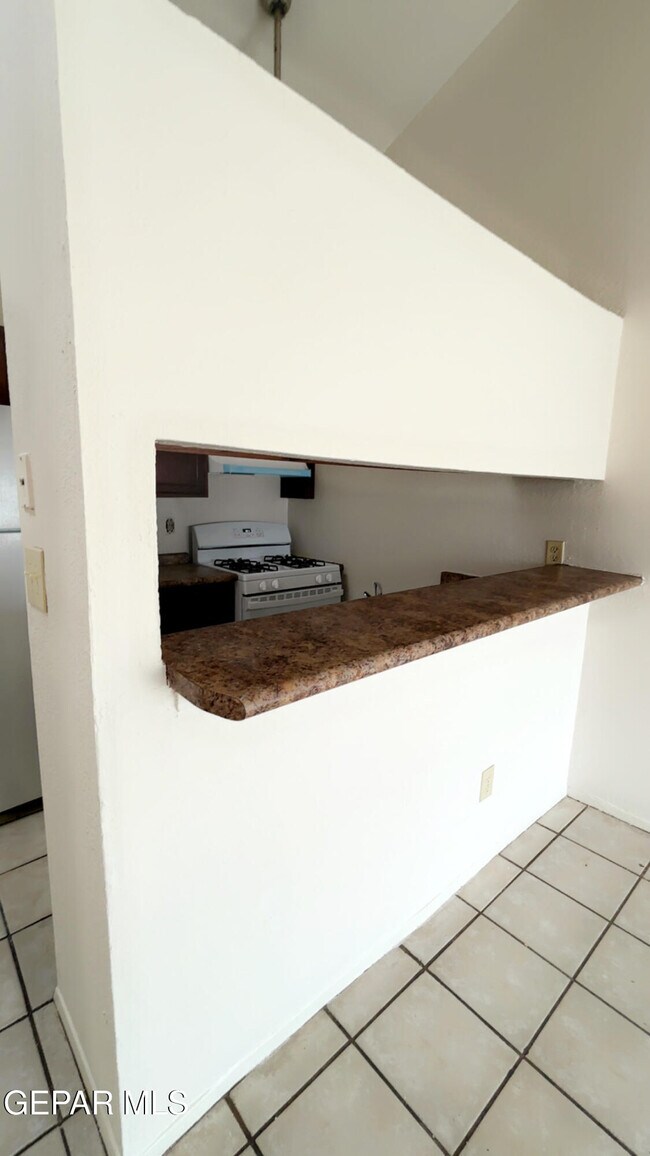 Building Photo - 11635 James Watt Dr