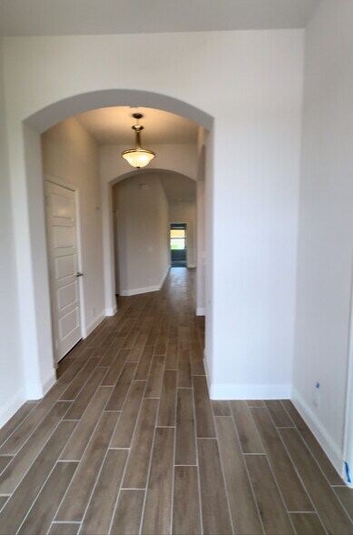 Building Photo - 2805 Chert Ct