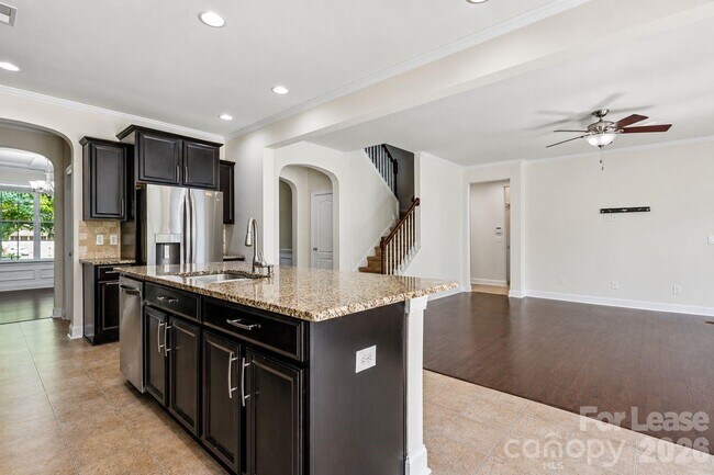 Building Photo - 151 Blossom Ridge Dr