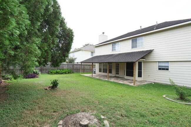 Building Photo - 23822 Hopewell Dr