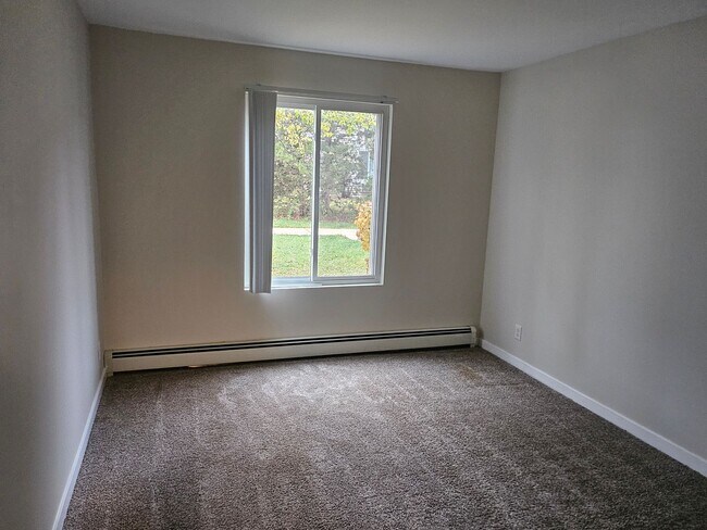 Building Photo - 1500 Light Road