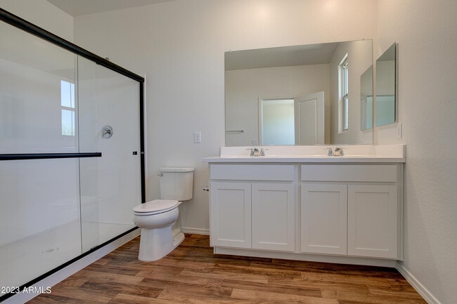 Building Photo - 11442 W La Reata Ave