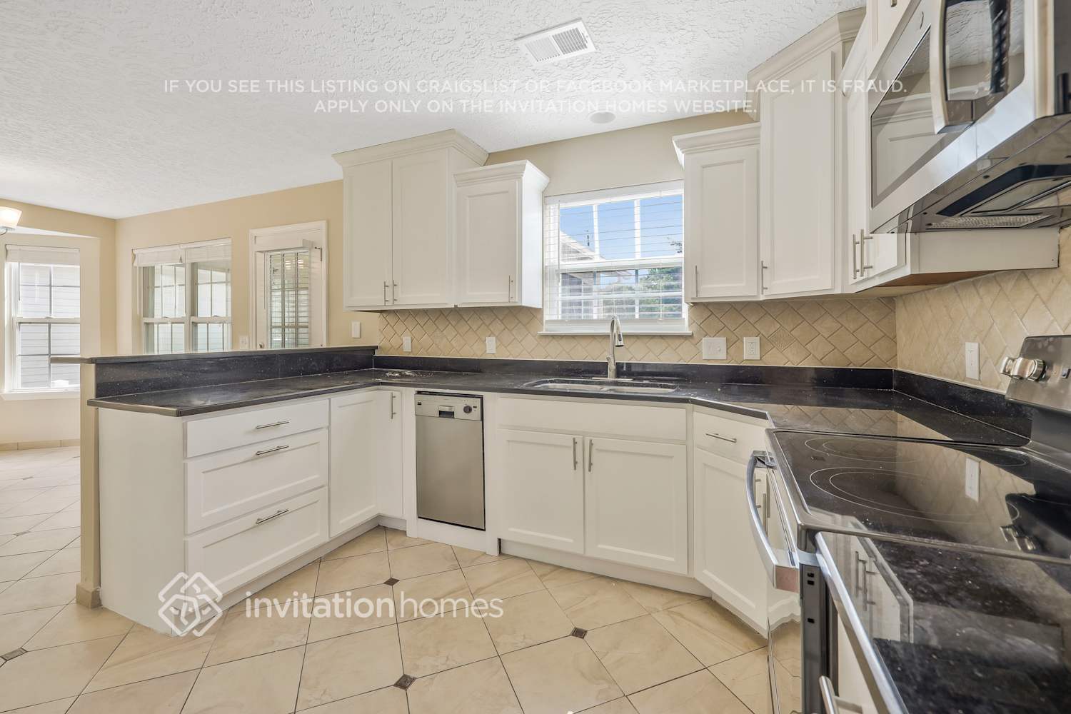 Building Photo - 2937 Riverbend Dr