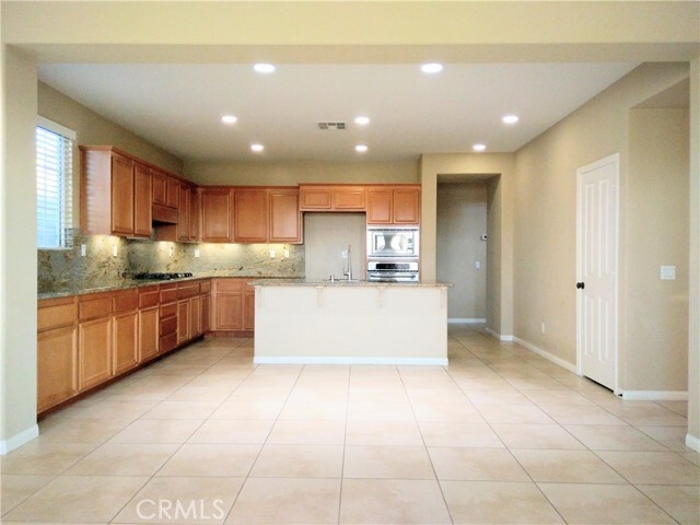 Building Photo - 1169 Parkview Dr