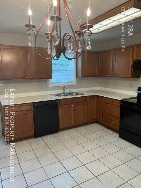 Building Photo - 722 Morgan Hills Dr