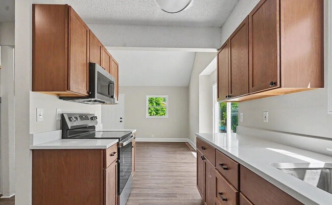 Building Photo - 2527 Morningside Dr