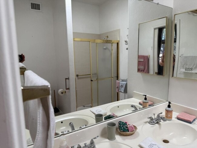 Building Photo - 1784 N Rio Mayo