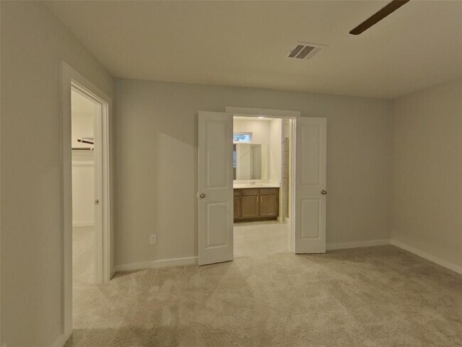 Building Photo - 4928 San Fabiano Ct