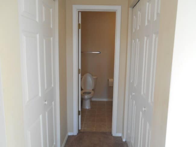 Building Photo - 3 bedroom, 3 bath townhome in Kiskadee Parke