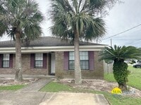 Building Photo - 8469 Barrancas St