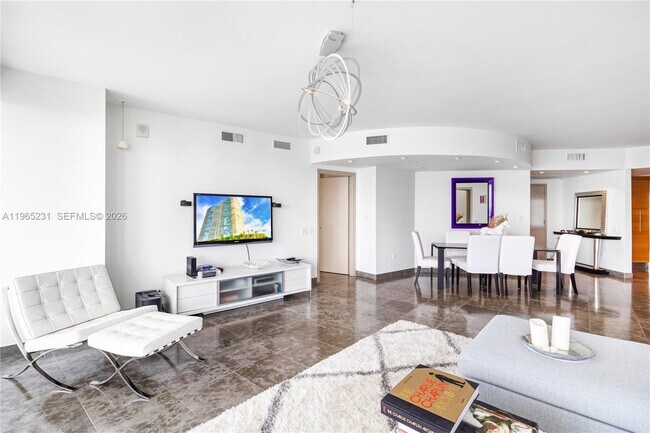 Building Photo - 450 Alton Rd