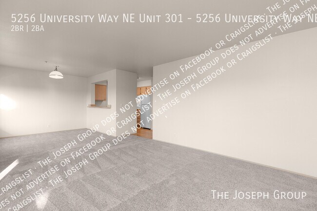 Building Photo - 5256 University Wy NE