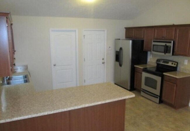 Building Photo - 2631 Green Heron Dr