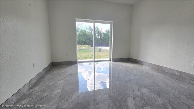 Building Photo - 1475 Las Villas Blvd