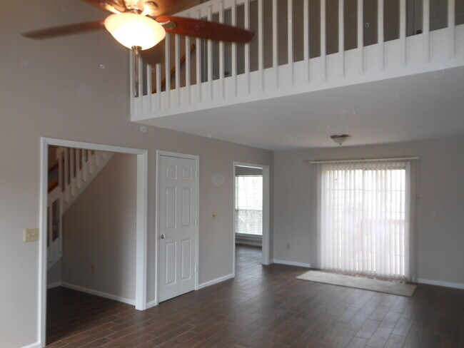 Building Photo - 4127 Lake Mist Dr NW