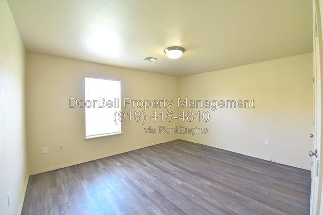 Building Photo - 6009 S Madison Pl