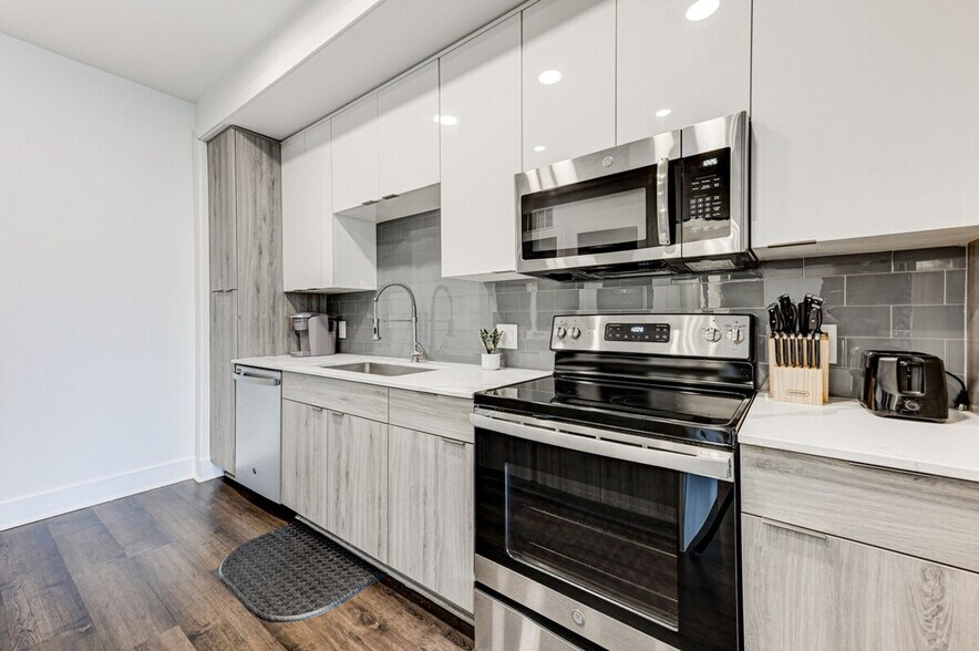 Building Photo - 1776 Peachtree Rd NE