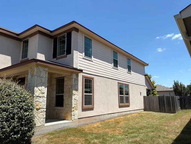 Building Photo - 8113 Rosano St
