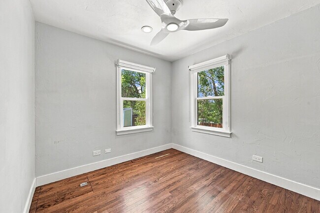 Building Photo - $2,440.95 with $300 off the first month's rent, 2 Beds - 1 Bath, Single Family Home in Denver wit...