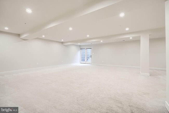 Building Photo - 13605 Otono Dr