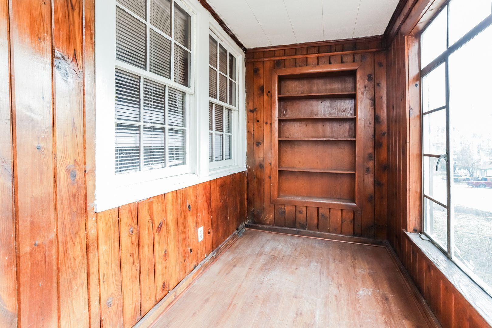 Building Photo - 3502 Lansing Ave