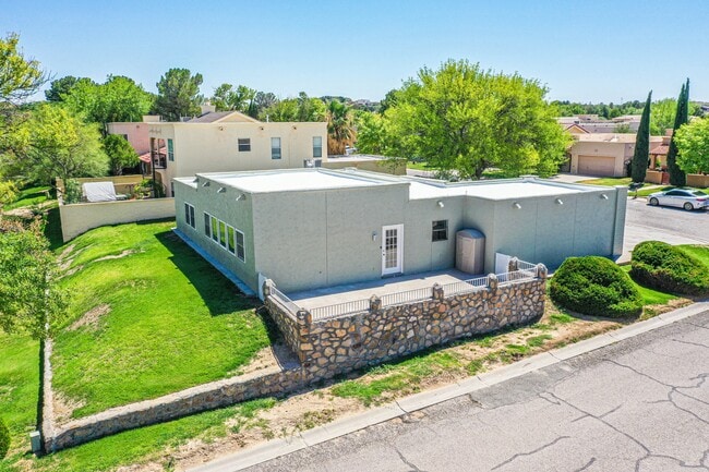 Building Photo - 141 Star Spirit Rd