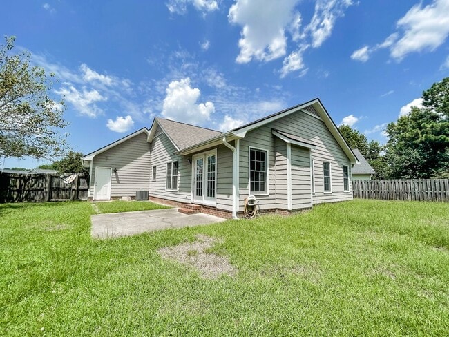 Building Photo - Coming Soon: 3 Bedroom 2 Bath - No pets