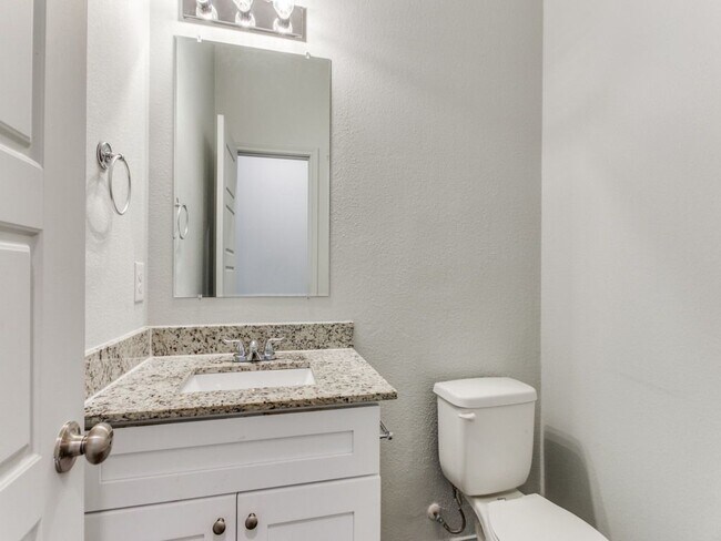 Building Photo - 3331 Brambleton Hill Pl.