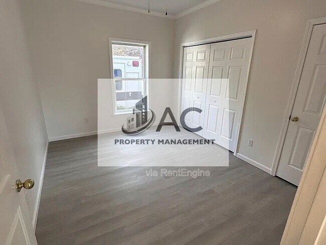 Building Photo - 50 Smith Lake Rd