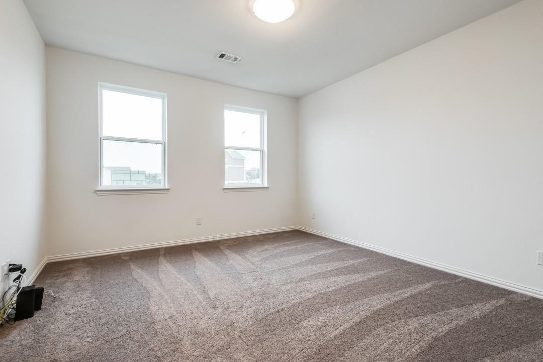 Building Photo - Room in Townhome on Bethlehem St
