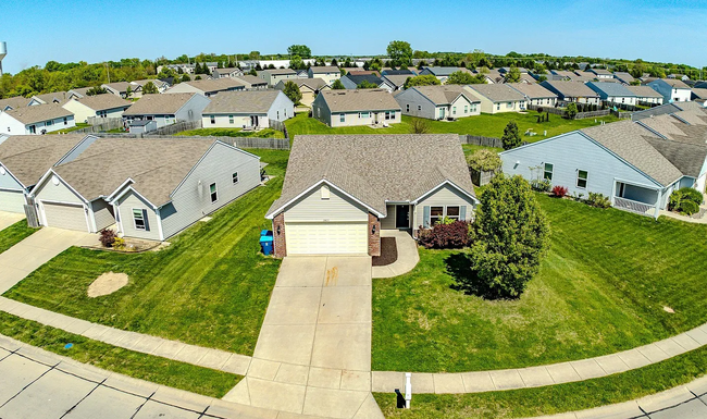 Building Photo - 2403 Cushing Dr